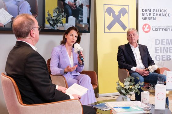 Business Talk mit Karoline Edtstadler und Gerhard Zeiler, am 08. April 2024 073 © Hans Leitner - Photography